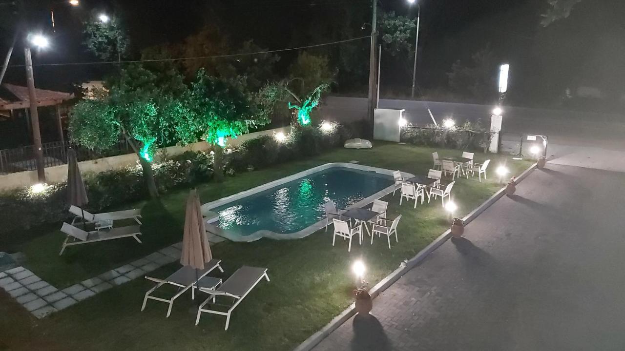 Stelios House Apartment Аспровалта Екстериор снимка