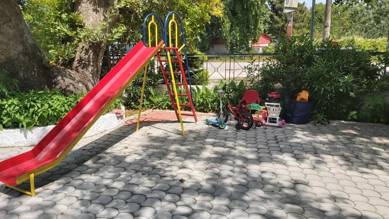 Stelios House Apartment Аспровалта Екстериор снимка