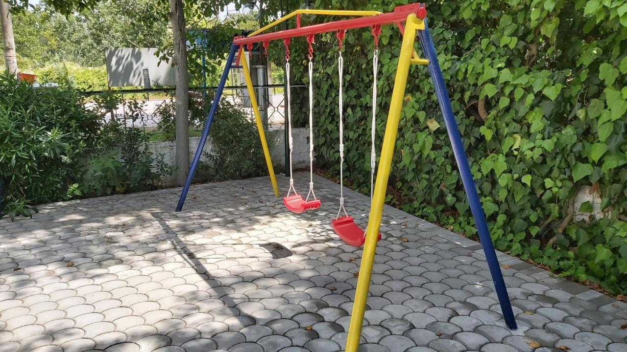 Stelios House Apartment Аспровалта Екстериор снимка