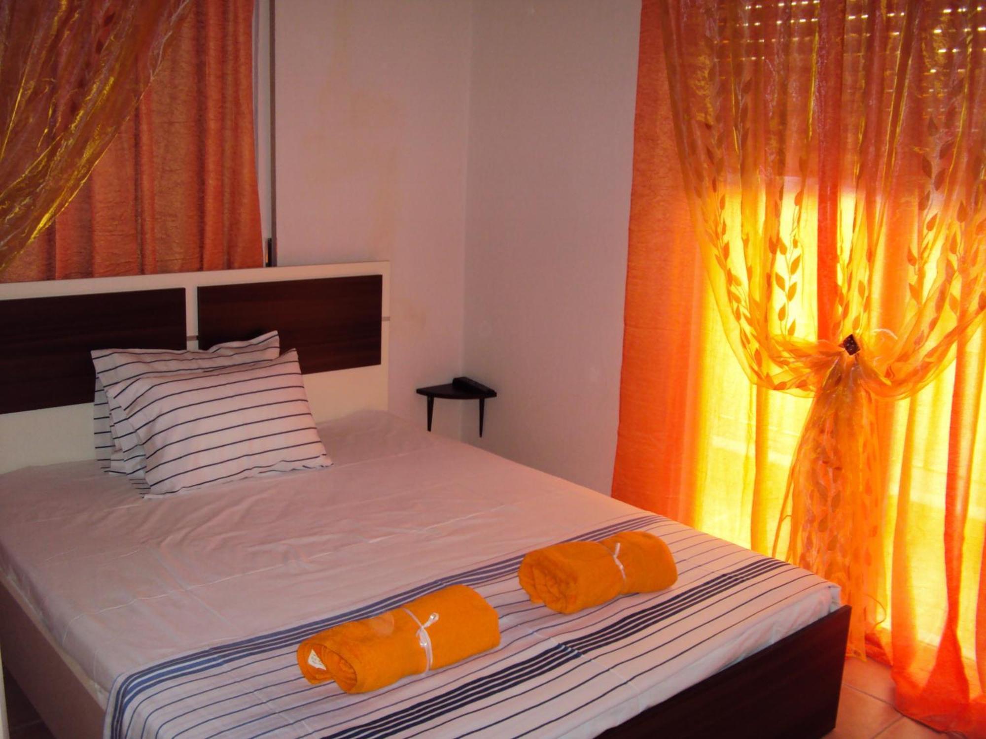 Stelios House Apartment Аспровалта Екстериор снимка