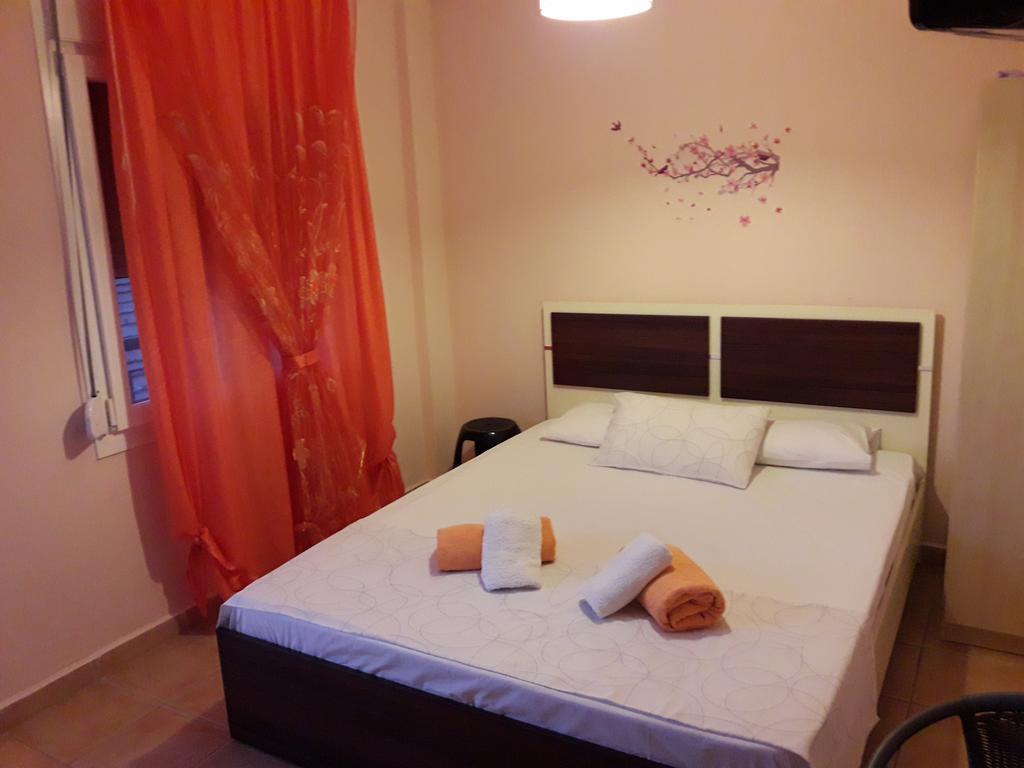 Stelios House Apartment Аспровалта Екстериор снимка